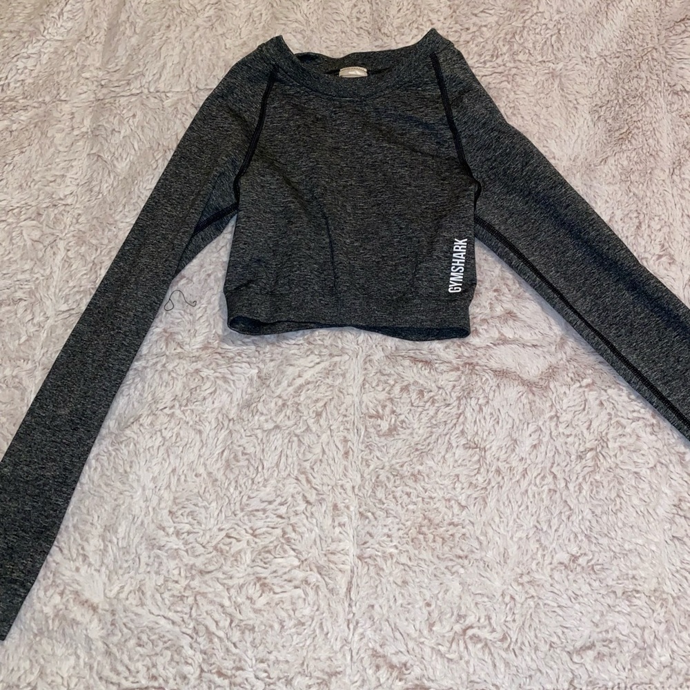 Cropped Gymshark workout top, Size XS, Grey